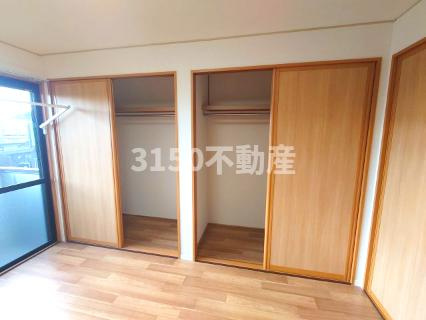 Salt Valley Court　Aの玄関