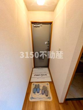 Salt Valley Court　Bの玄関