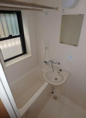 福田ハイツの浴室