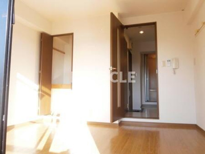 【居間・リビング】 | コモドエスペシオ勝山 | ６０１号