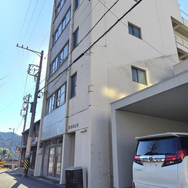 新長良ビルの外観