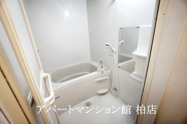アプリコットアベニュー東台本町の浴室|※別号室参考写真です