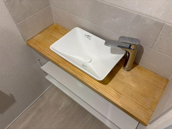 グローリオタワー横浜元町のトイレ|独立手洗い場がございます。