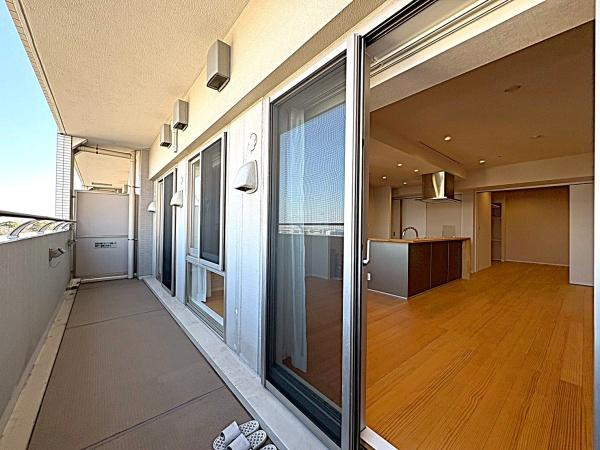 グローリオタワー横浜元町のバルコニー|眺望がよく、陽当たり良好のバルコニー。
