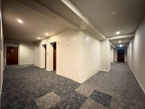 グローリオタワー横浜元町のその他共用部分|玄関前、共用部分