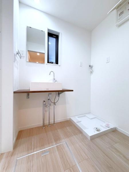 横浜市磯子区中浜町の新築一戸建のキッチン