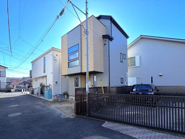 横浜市磯子区中浜町の新築一戸建の外観