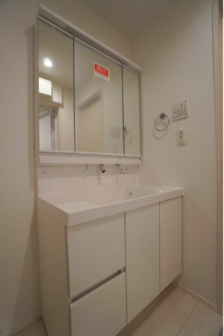 【洗面所】