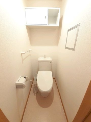 カトル・セゾン　Ⅰのトイレ|落ち着いた色調のトイレです