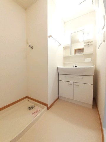 カトル・セゾン　Ⅰの洗面所|コンパクトで使いやすい洗面所