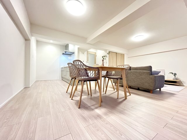 藤和伏見コープの居間・リビング