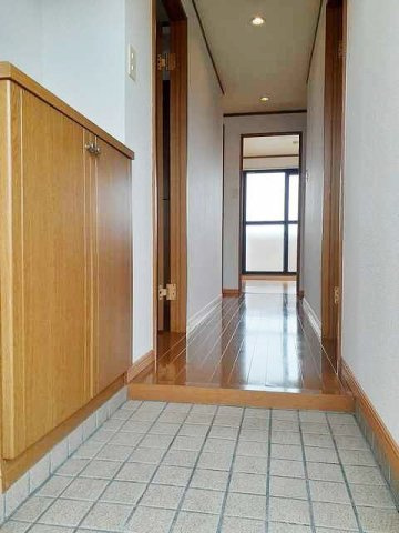 インペリアル山本の玄関|ゆったりとした玄関です