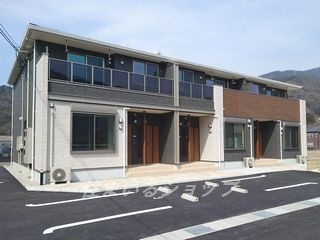 広島市安佐北区上深川町のアパート