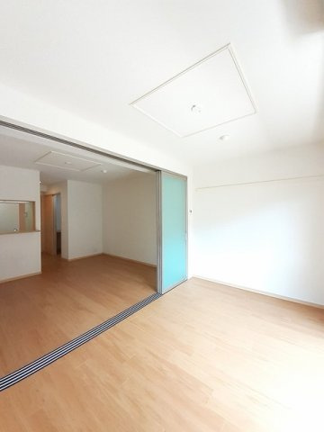 ドリーム　カミングⅠの内装|きれいな内装です