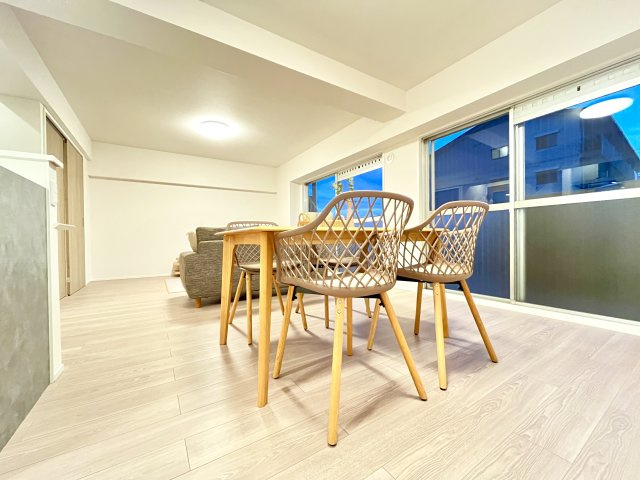 藤和伏見コープの居間・リビング