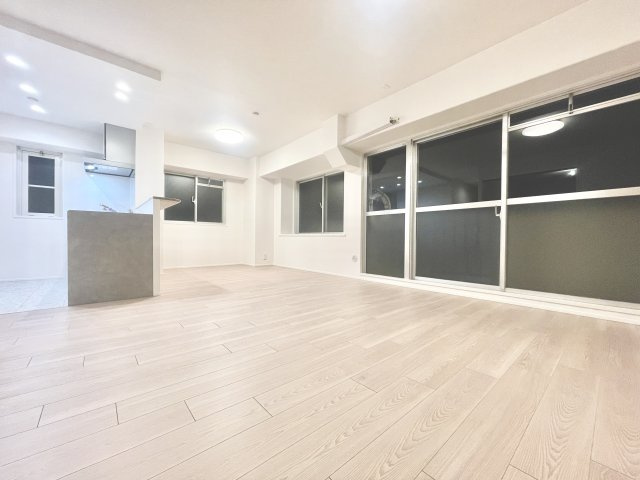 エンゼルハイム上野芝の居間・リビング