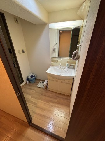 プレセランス山科の洗面所|忙しい朝には欠かせない洗面所です