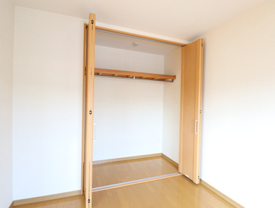 【収納】 | サン・ジュリアン | 別部屋写真