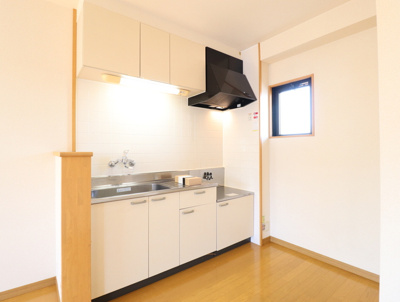 【キッチン】 | サン・ジュリアン | 別部屋写真