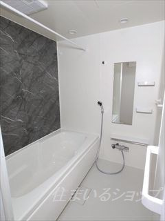 Ｐｌａｃｅｄ　Ⅱの浴室|広い１坪浴室。追い焚き・浴室暖房乾燥機あり