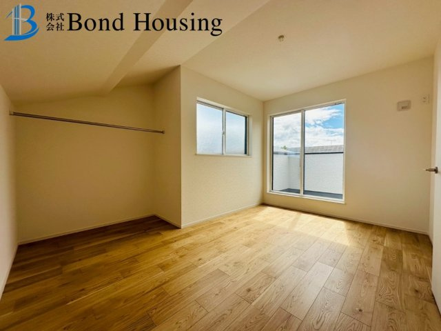 南向きバルコニー・周辺環境充実　神陵台　全2棟　2号棟の洋室