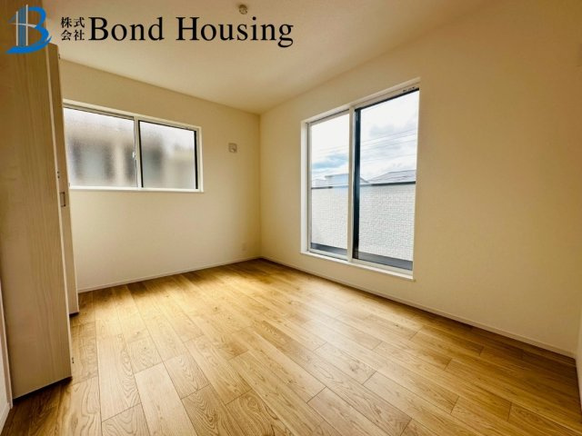 南向きバルコニー・周辺環境充実　神陵台　全2棟　2号棟の洋室