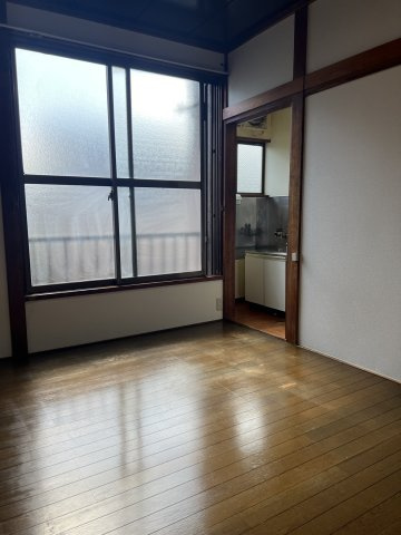 ロングハウスの居間・リビング|おしゃれなリビングです