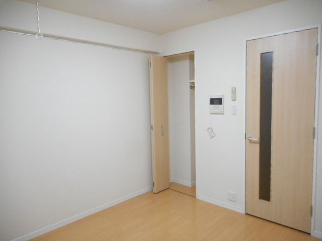 グロースメゾン亀戸の居間・リビング