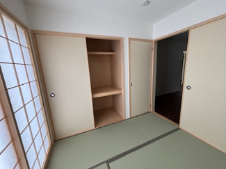 【和室】 | 神戸市垂水区神陵台5丁目　新築戸建1号棟　仲介手数料無料！ | ゆったりとくつろげる和室です