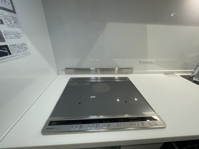 ロワールマンション・アール板付壱番館のキッチン|IHクッキングはお手入れしやすいですよ☆