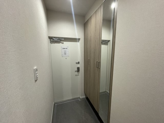 ロワールマンション・アール板付壱番館の玄関|下足入れ付きなので玄関を綺麗に整頓できますよ☆