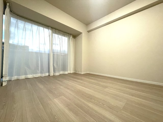 ロワールマンション・アール板付壱番館の洋室|南向き陽当たり良好なので居心地の良いお部屋になりそうです♪