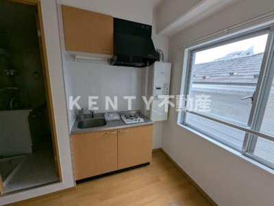 【キッチン】 | Ｓｔｅｌｌａ池上 | コンパクトなキッチンで掃除もラクラク