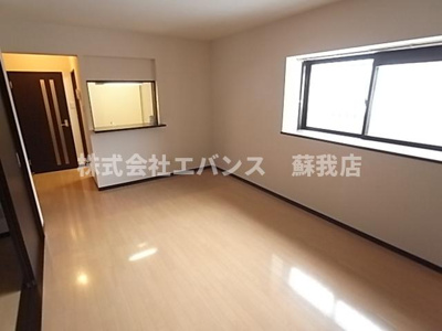 【居間・リビング】 | エミネンスパティオ | 使いやすい居間です