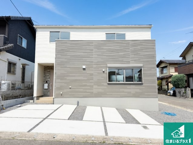 大津市国分　第2期　新築一戸建ての外観|お客様に長く安心して住んでいだだける事にこだわった家づくり！住んでからのアフターサービスにもしっかりと取り組んでいます！