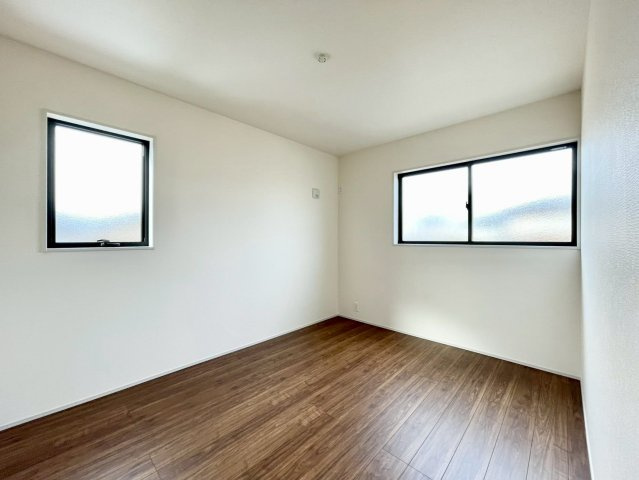 長野桐原第２の洋室