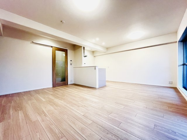 南港はなのまち住宅35号棟の居間・リビング