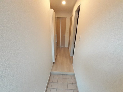 【玄関】 | アネモスヒルズ姫路Ⅰ | 明るい玄関です