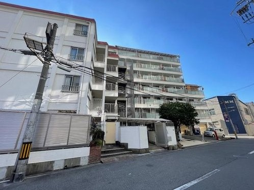 パレスハイツ京橋　3階