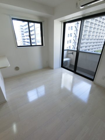 トレド新宿の洋室