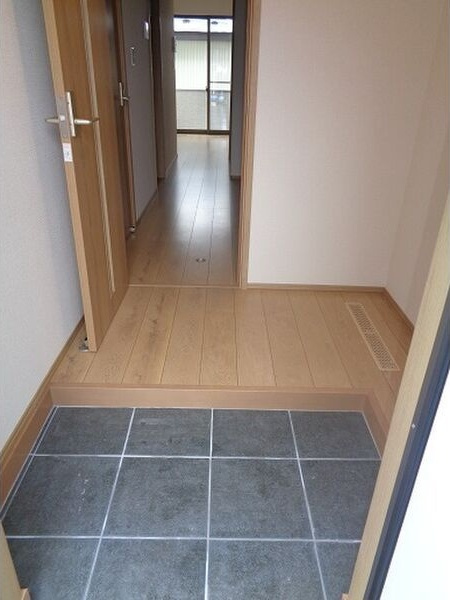 TRY(トライ)の玄関