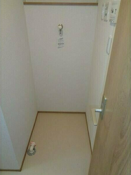 TRY(トライ)の洗面所