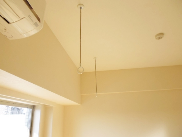 プレール・ドゥーク赤羽の設備|部屋干し用フックありますよ♪