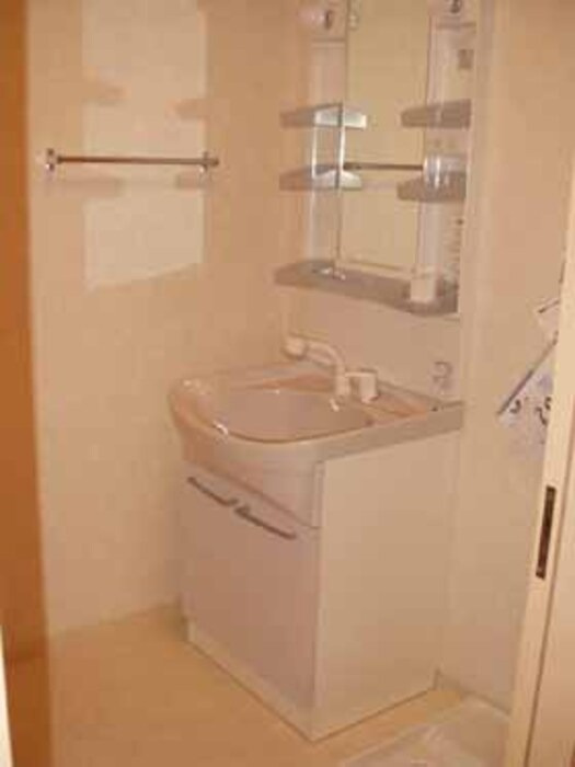 ＦＲＥＵＤＥ ＡＳＡＫＵＳＡの洗面所