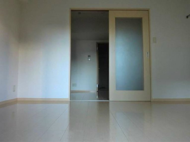 ＦＲＥＵＤＥ ＡＳＡＫＵＳＡの洋室