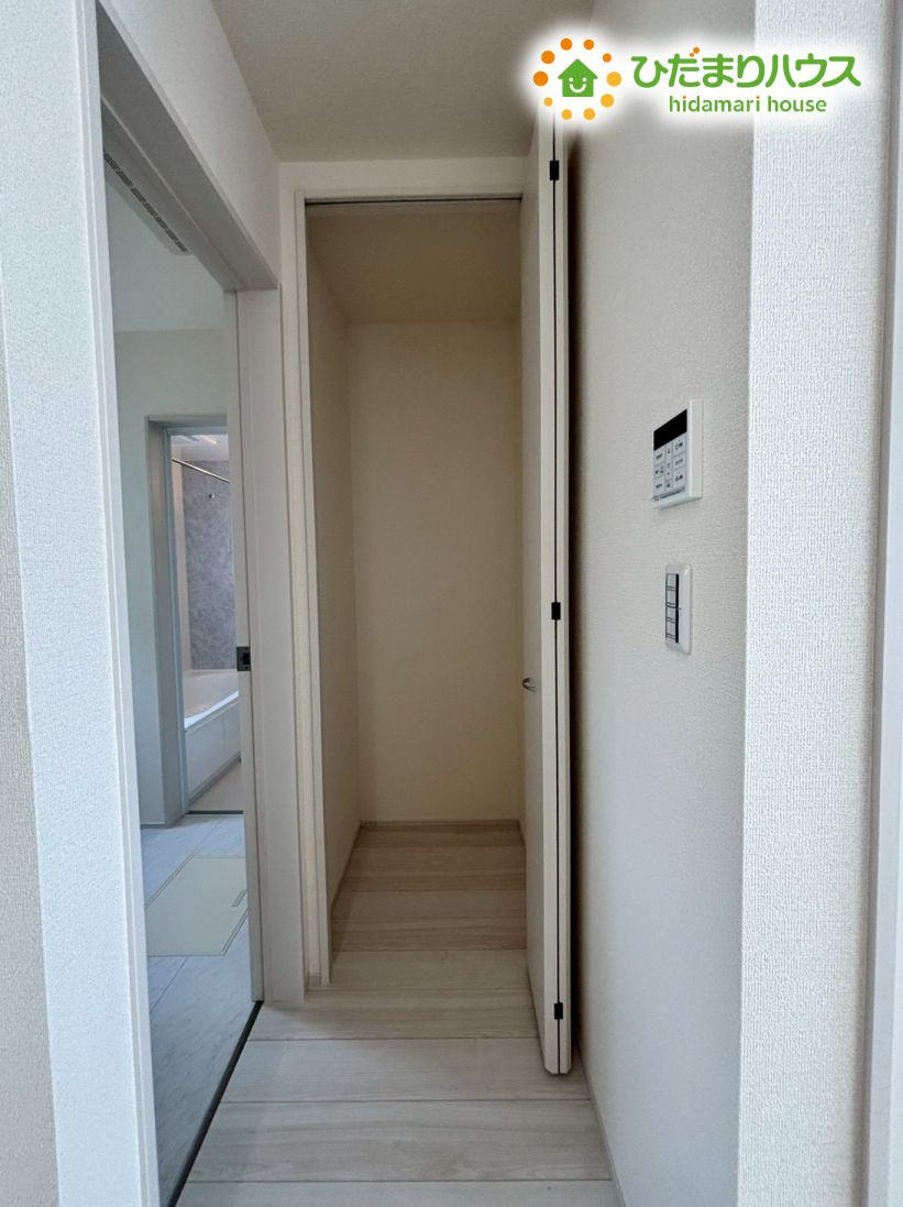 鴻巣市登戸　第2　新築一戸建て　リーブルガーデン　02の収納