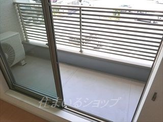 広島市安佐北区可部１丁目のアパートのバルコニー