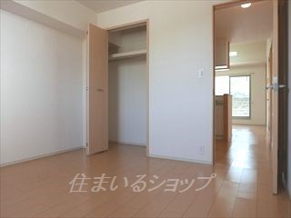 広島市安佐北区可部１丁目のアパートの寝室