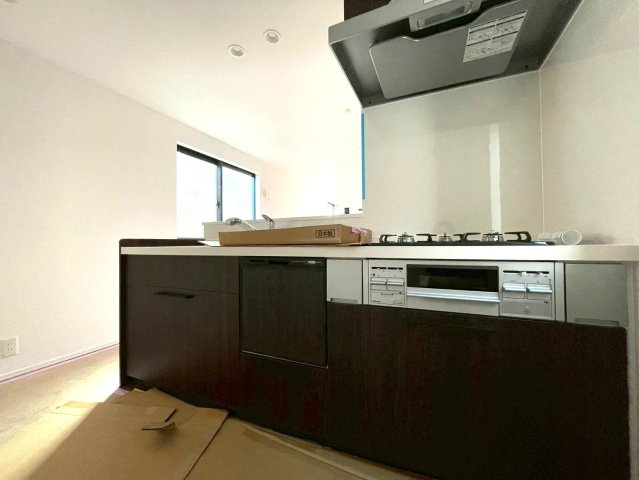 練馬区豊玉中２丁目・新築戸建の前面道路含む現地写真|2026年5月上旬建物完成予定、5/16以降内覧開始予定です♪
