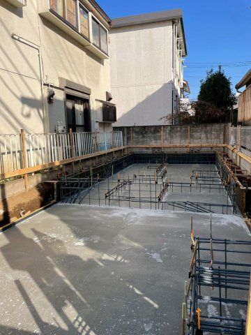 練馬区豊玉中２丁目・新築戸建のその他|基礎部分建築中です♪